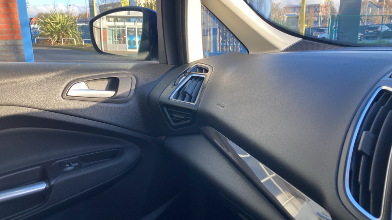 Ford C-MAX 1.5 TDCi Titanium 5dr Diesel Estate